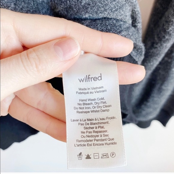 Aritzia Wilfred Grey | Black Trim T-shirt Sweater - Picture 4 of 5
